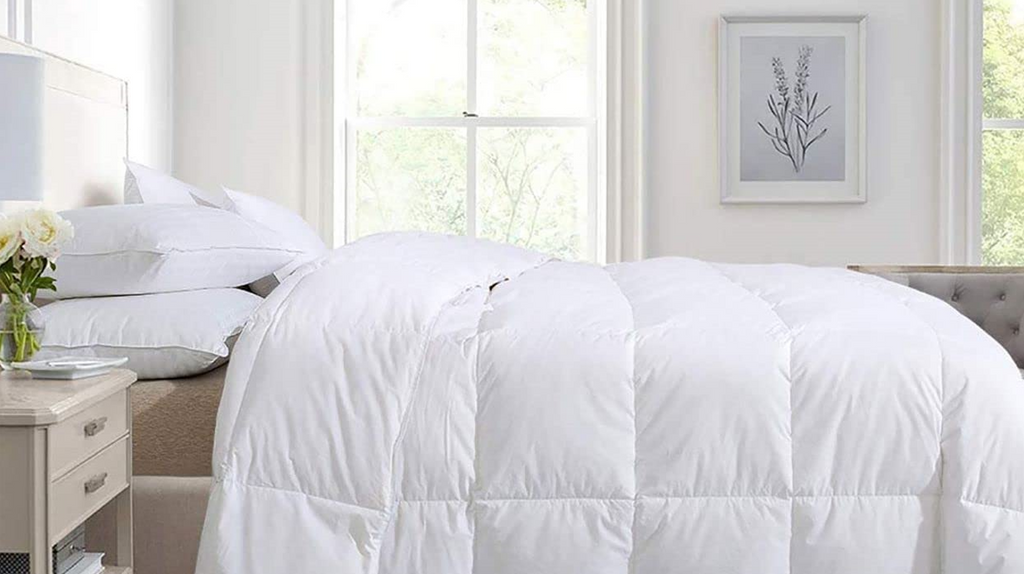 King Size Bed Alternative Comforters for Home, Hotel, All Season Duvet Insert Filling Polyester, Fabric Microfiber Breathable Comforter Solid White